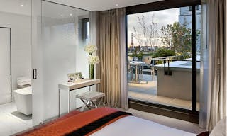 Prime Luxury Hotel Suite - Image 1