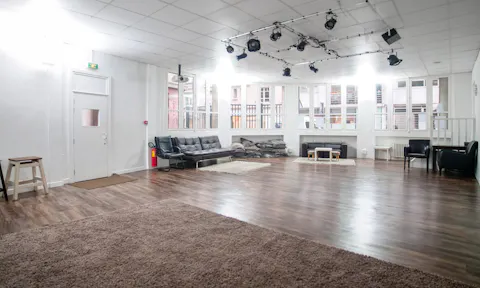 Prestigious Space near Bastille - Image 0
