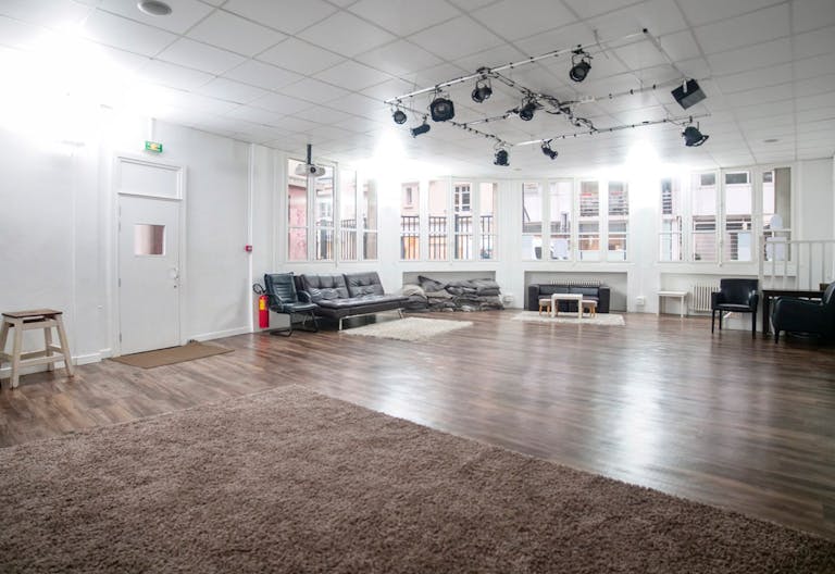 Prestigious Space near Bastille - Image 0