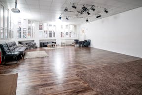 Prestigious Space near Bastille - Image 4