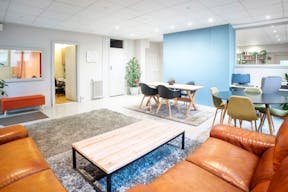 Prestigious Space near Bastille - Image 5