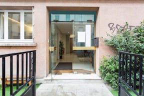 Prestigious Space near Bastille - Image 10