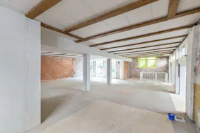 Spacious Venue in Canal District - Image 0