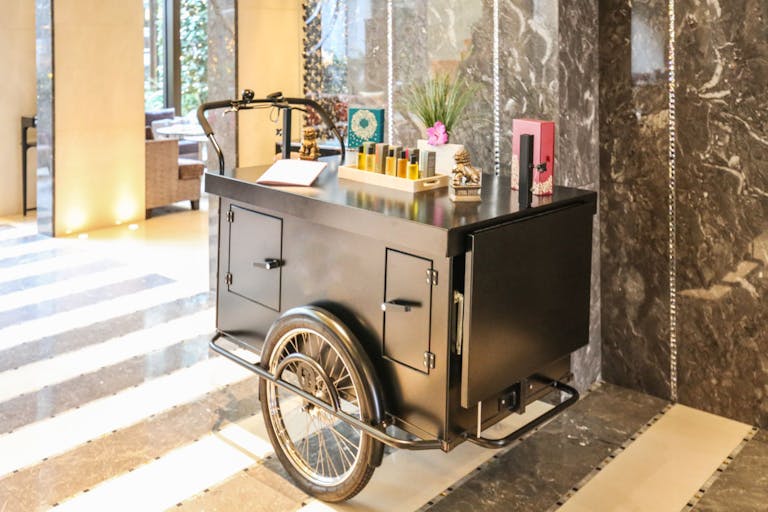 Special space in Saint Honore - Image 2