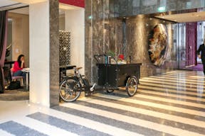 Special space in Saint Honore - Image 4