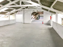 Unique Space in Montreuil - Image 3