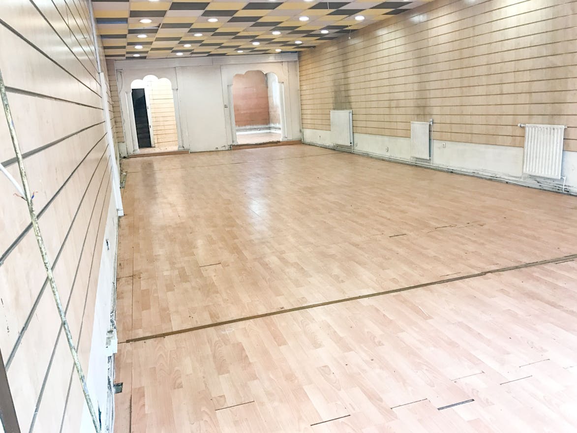 Pretty Boutique in Montreuil - Image 1