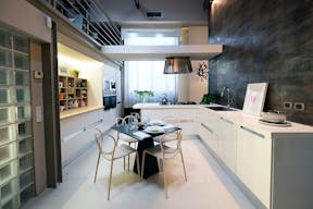 Elegant Loft in the Navigli area - Image 3