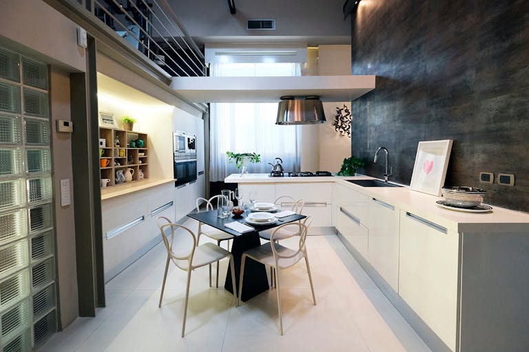 Elegant Loft in the Navigli area - Image 3
