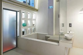 Elegant Loft in the Navigli area - Image 7