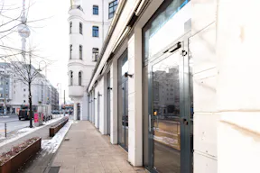 LODGE Pop-Up - Image 10