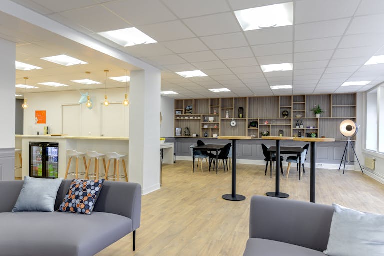 Loft close to Champs Elysées - Image 2