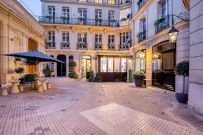 Unique Space near Champs-Elysées - Image 16