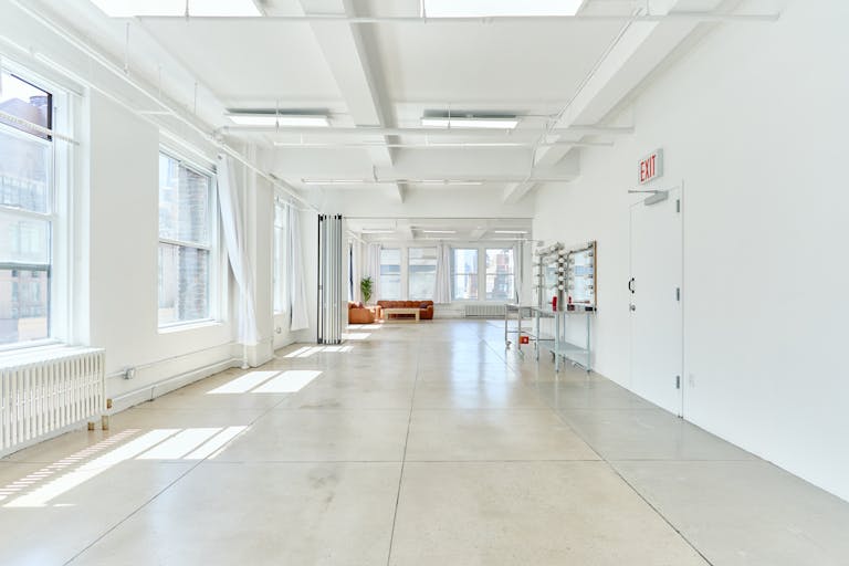 16AB Manhattan Event/Showroom retail rental space  - Image 1