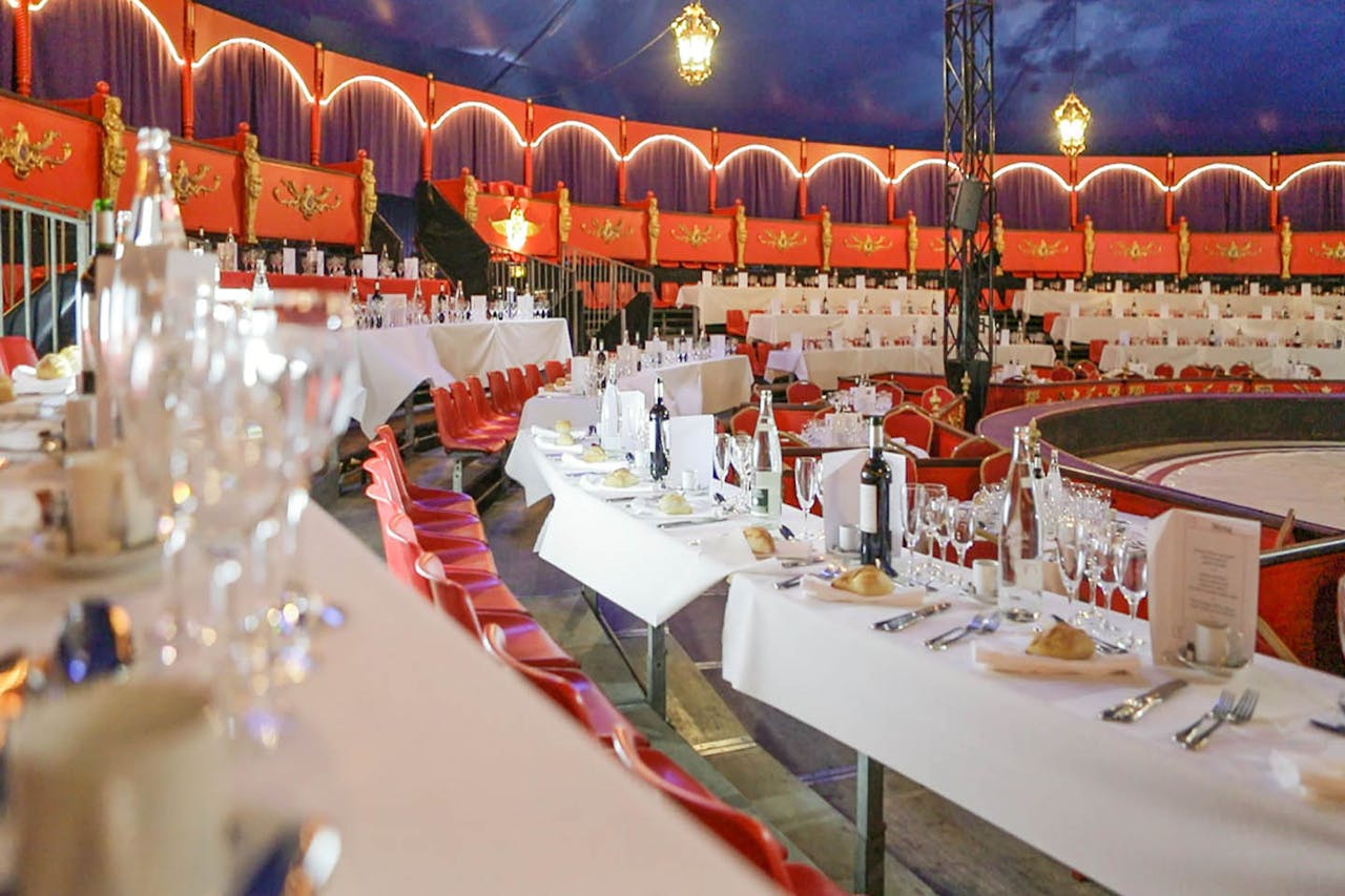 Unique Theatrical Place in the 15th District - Image 2