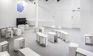 Unique Space in the 2nd District of Paris - Image 1