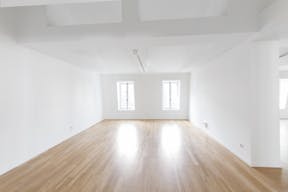 Gorgeous Gallery near Miromesnil - Image 5