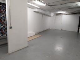 Beautiful Boutique near Palais Royal - Image 10