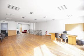 Office / Showroom for Rent - Paris Le Marais - Image 15