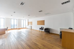 Office / Showroom for Rent - Paris Le Marais - Image 17