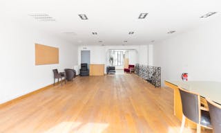 Office / Showroom for Rent - Paris Le Marais - Image 18
