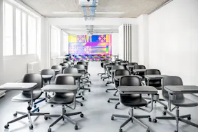 Creative Space near Republique - Image 1