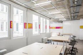 Pretty Space near République - Image 0