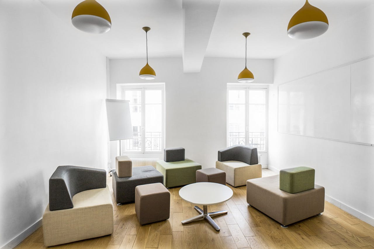 Beautiful Space near République - Image 0