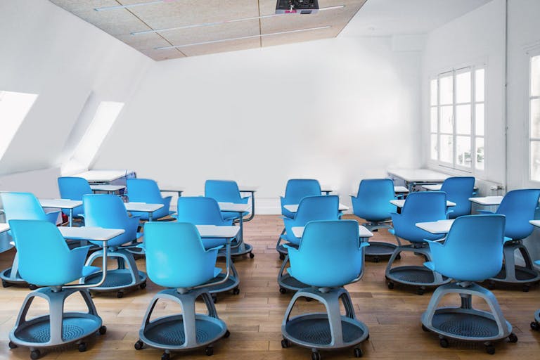 Sophisticated Space Near Republique - Image 2