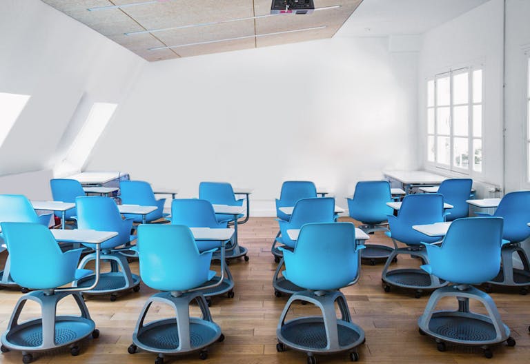 Sophisticated Space Near Republique - Image 2