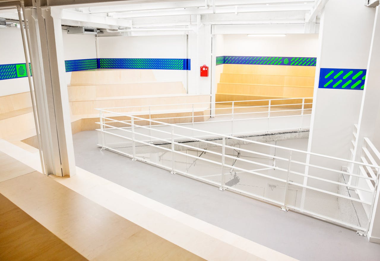 Elegant Space Near Republique - Image 1