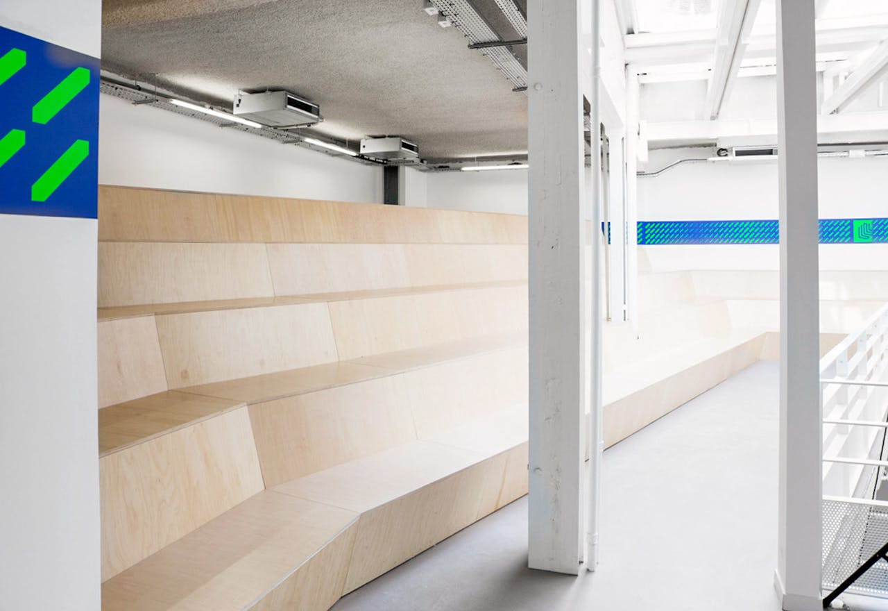 Elegant Space Near Republique - Image 2