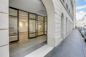 Gorgeous Space near Champs Elysées - Image 9