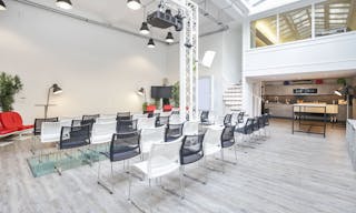 Unique Space in the 8th Arrondissement - Image 0