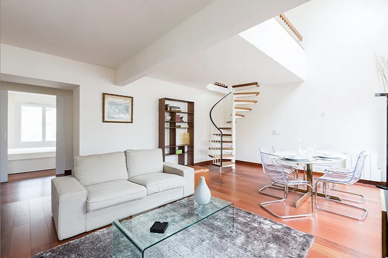 Stylish Apartment in Le Marais - Image 1