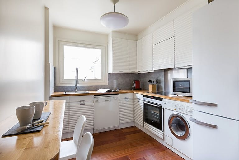 Stylish Apartment in Le Marais - Image 2