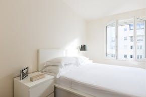 Stylish Apartment in Le Marais - Image 5