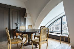 Beautiful Space with a View - Image 3