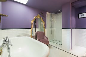 Beautiful Space with a View - Image 7