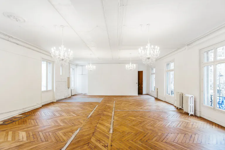 Haussmannian Apartment in Bastille - Image 0
