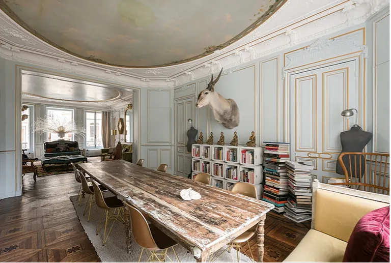 Bourgeois Apartment Near Opera - Image 3