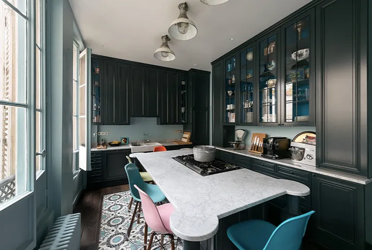 Bourgeois Apartment Near Opera - Image 4