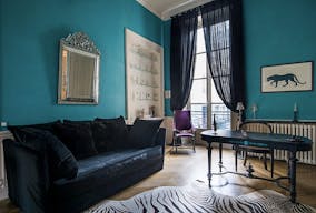 Sophisticated Apartment in the 10th District - Image 3