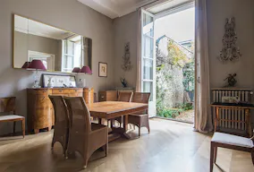 Sophisticated Apartment in the 10th District - Image 5