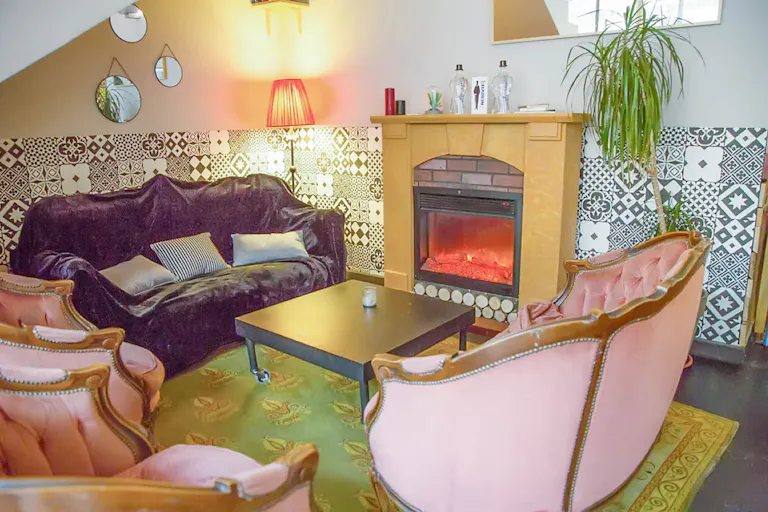 One-of-a-Kind Space near Le Marais - Image 1