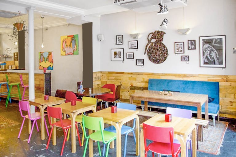 One-of-a-Kind Space near Le Marais - Image 2