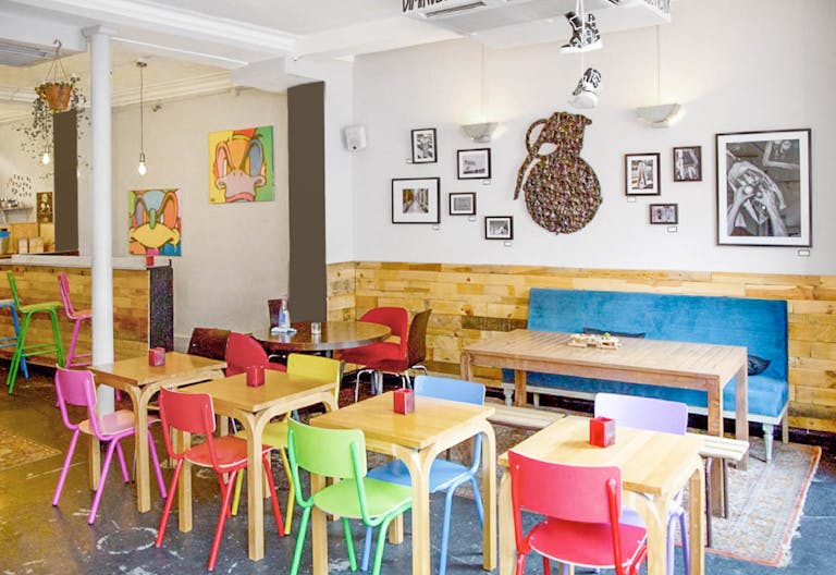 One-of-a-Kind Space near Le Marais - Image 2