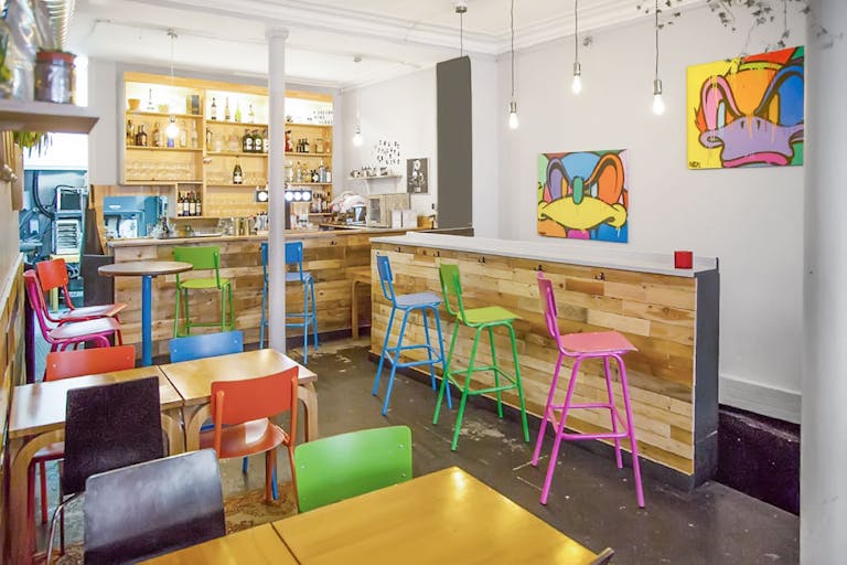 One-of-a-Kind Space near Le Marais - Image 3