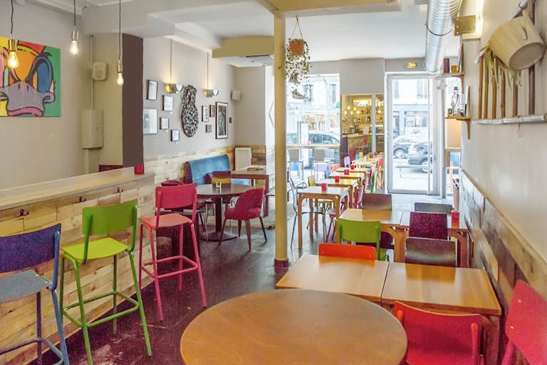 One-of-a-Kind Space near Le Marais - Image 4