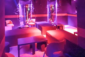 One-of-a-Kind Space near Le Marais - Image 9